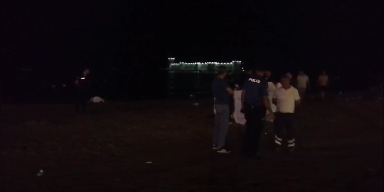 Kızkalesi’nde Gece Denize Giren Şahıs Hayatını Kaybetti