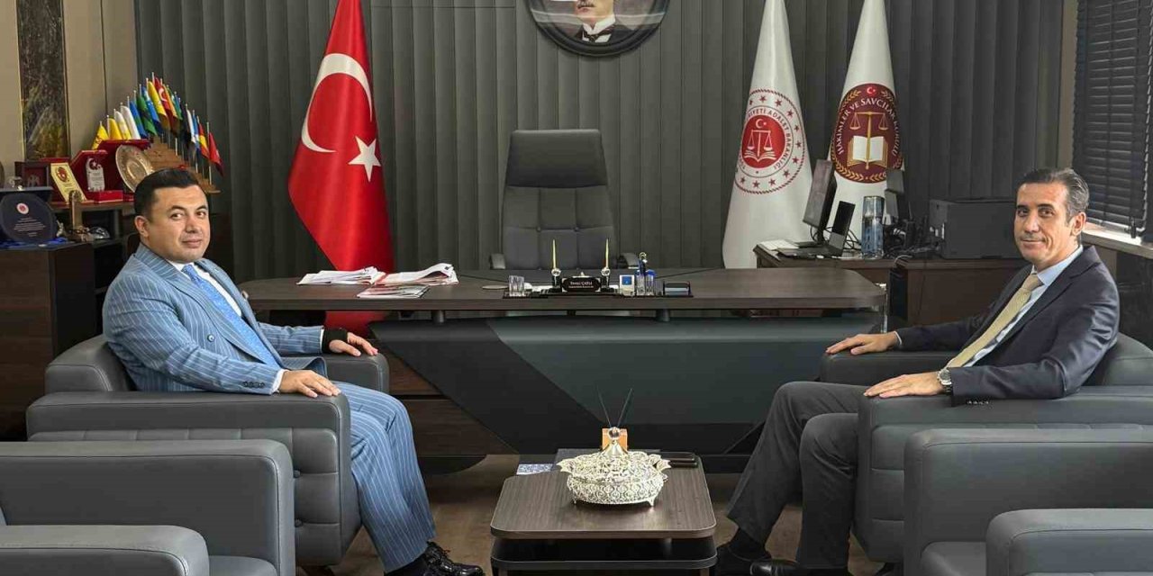 Kaymakam Topsakaloğlu İle Başsavcı Çatlı Bir Araya Geldi