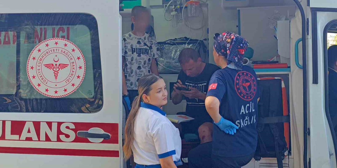 Kazada Yaralanan Ukraynalı Turist, Hastanede Para Alınabileceğini Duyunca Yaralı Oğluyla Birlikte Ambulanstan İndi