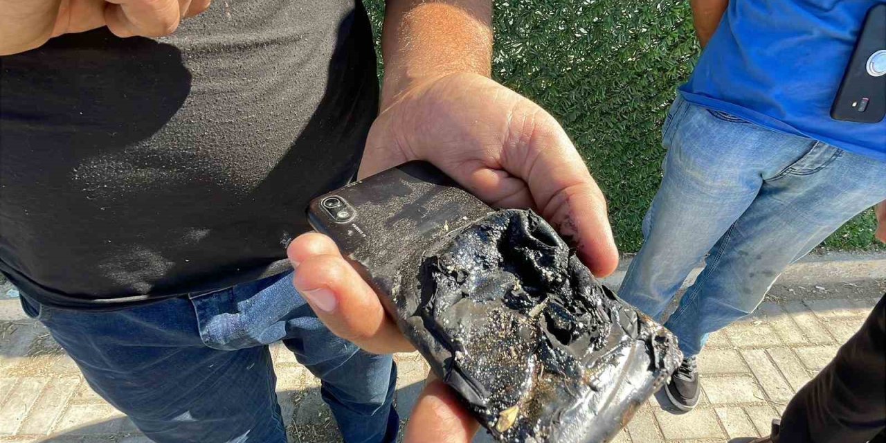 Akülerin Üzerinde Unutulan Cep Telefonu Patladı