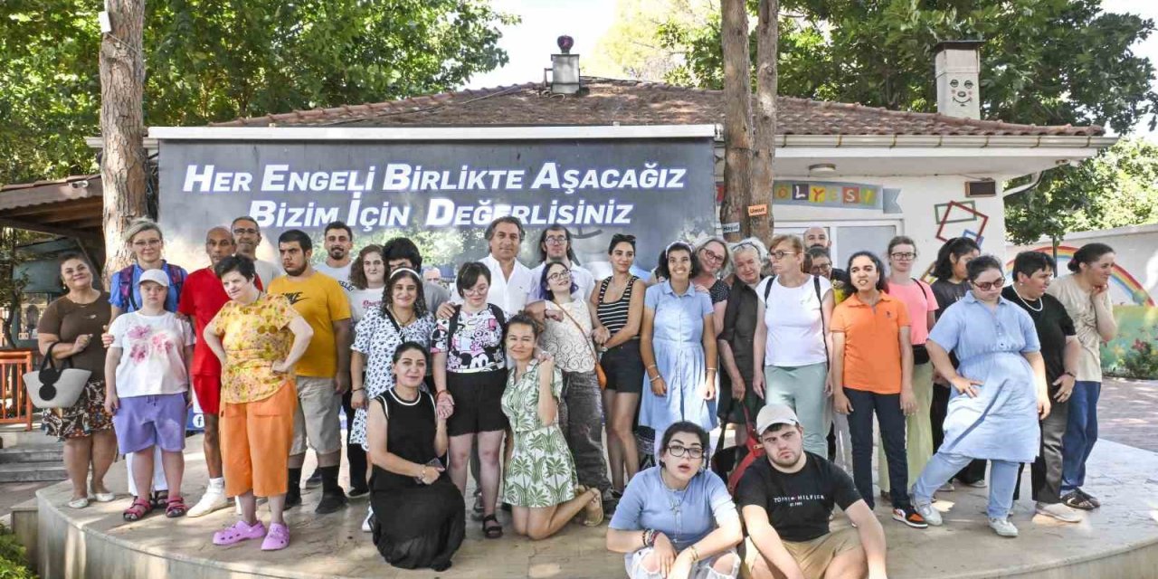 Muratpaşa’da Engelleri Aşan Buluşma