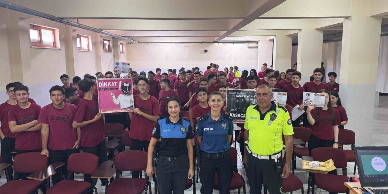 Gazipaşa’da Öğrencilere Motosiklet Ve Ekipmanlarının Kullanımı Hakkında Bilgiler Verildi