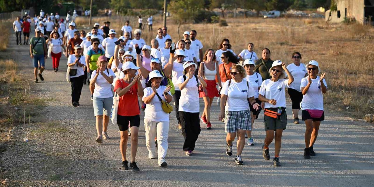 Mersin’de Avrupa Hareketlilik Haftası Spor Ve Yürüyüş Etkinlikleriyle Başladı