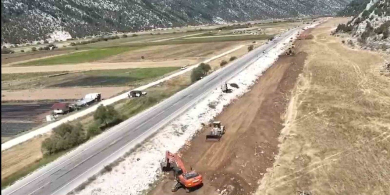 Beyşehir-derebucak-antalya Kara Yolunda Duble Yol Çalışmaları Başladı