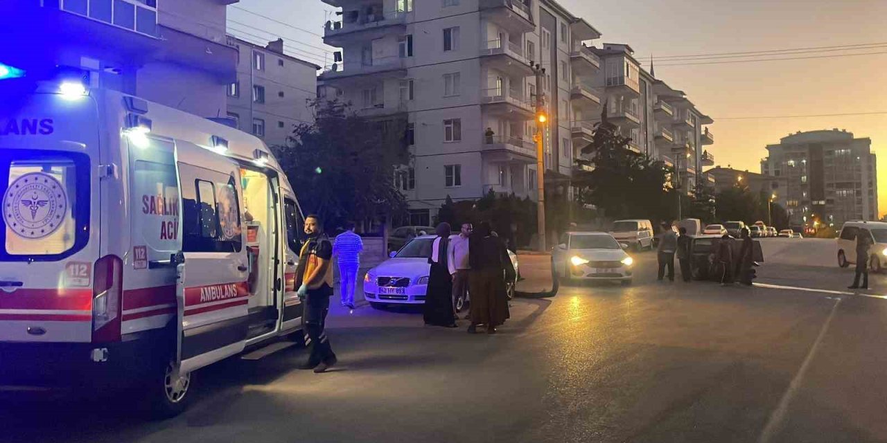 Karaman’da Otomobiller Çarpıştı: 2 Yaralı