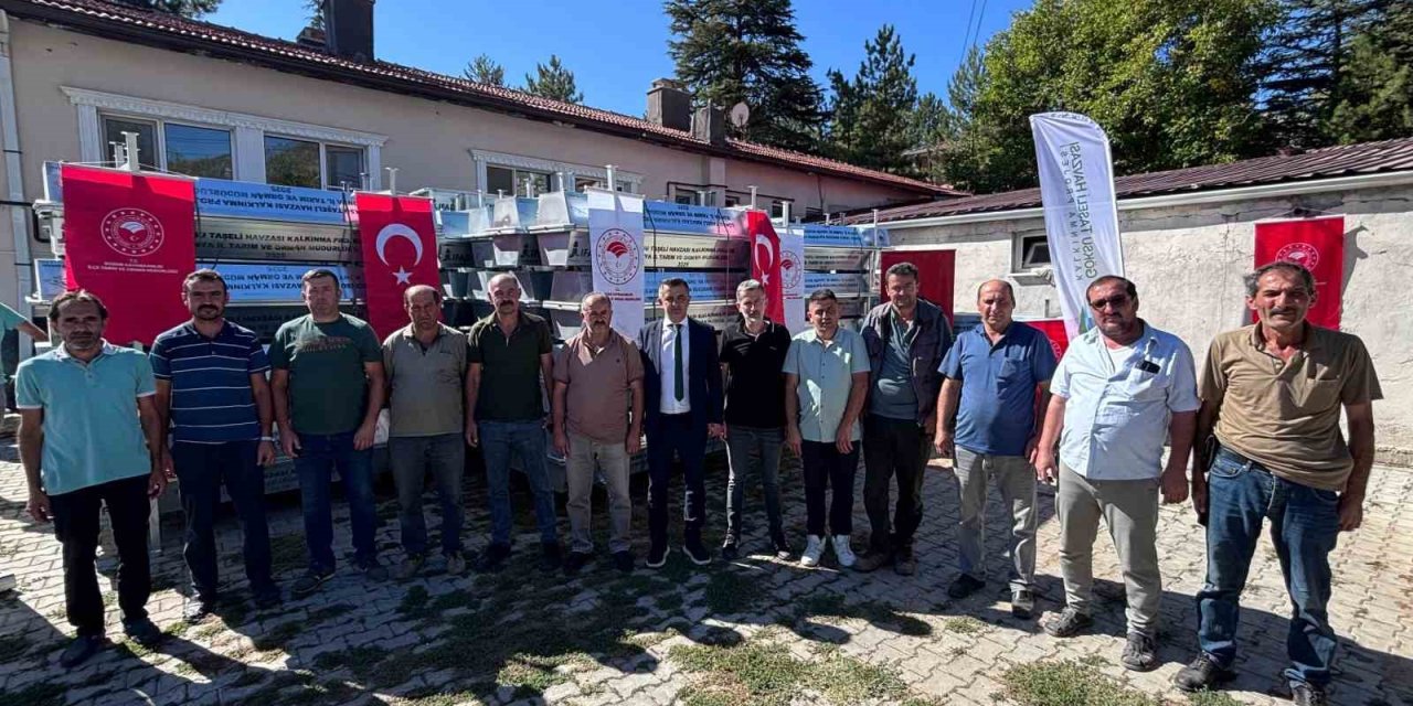 Bozkır’da Mahallelere 170 Adet Sıvat Dağıtıldı