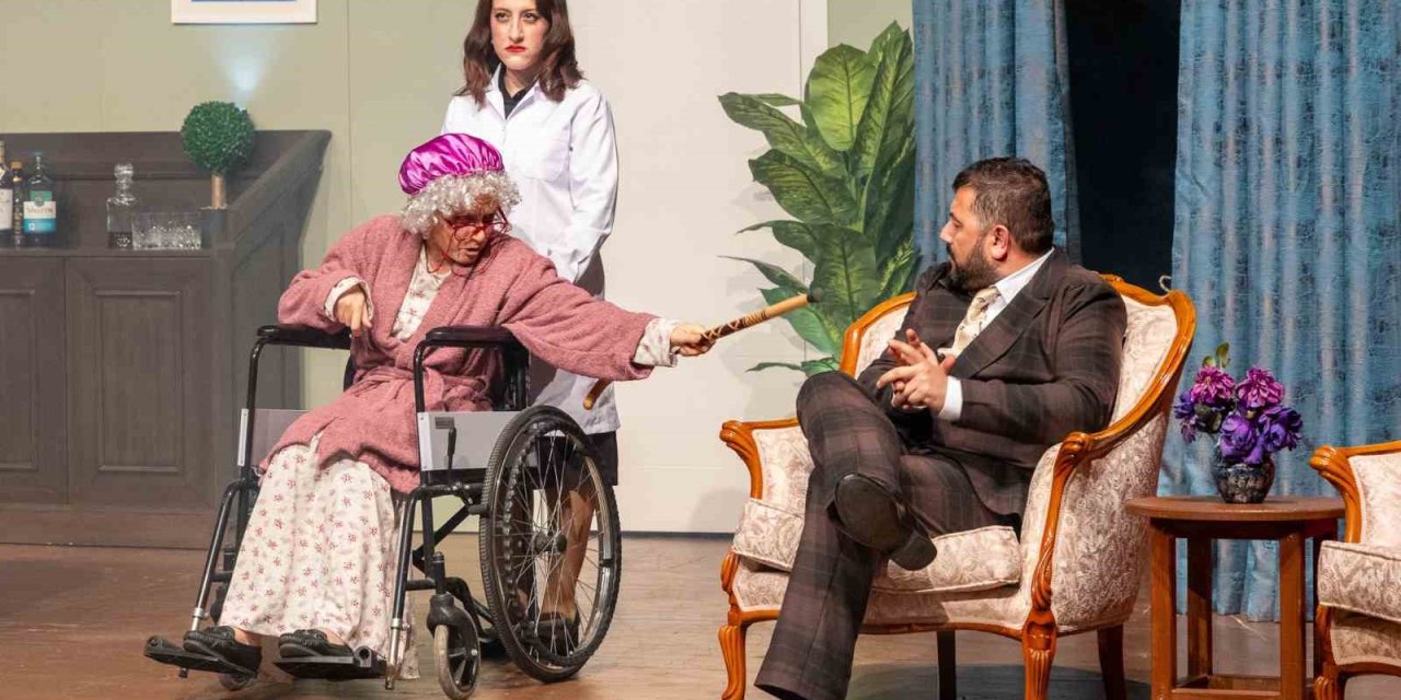 Manavgat Belediyesi Kent Tiyatrosu Oyuncu Adayı Sınavı Başvuruları Başladı