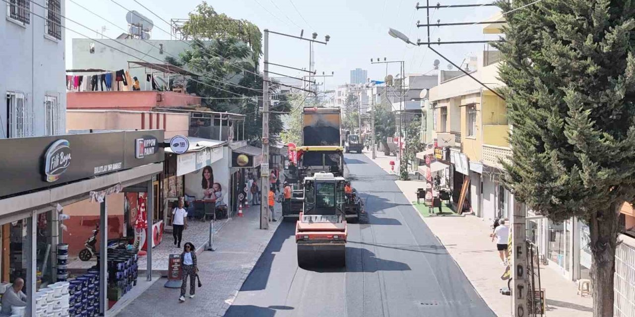 Mersin’de Eskiyen Caddeler Yenileniyor