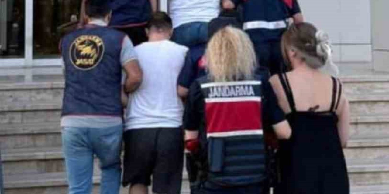 Gazipaşa’da Jandarmadan Kaçan 3 Şüpheli Yakalandı