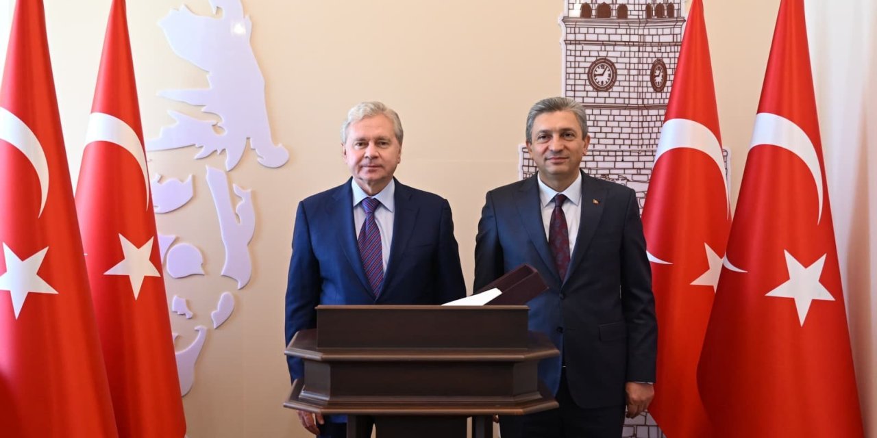 Moskova Hükümet Bakanı Çeremin: "moskova İle Antalya Arasındaki İşbirliğinin Artarak Devam Etmesini Arzuluyoruz"