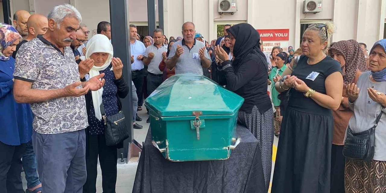 İkiz Annesi Hastane Personeli Hastalığa Yenik Düştü