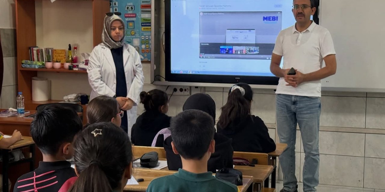 Karapınar’da "mebi Bireysel Öğrenme Platformu" Tanıtım Etkinliği Gerçekleştirildi