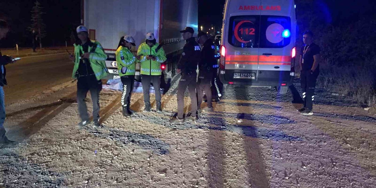 Tırın Çarptığı Genç Hayatını Kaybetti