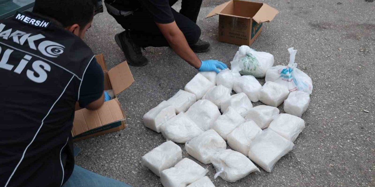 Bardak Kolilerinden Kilolarca Uyuşturucu Çıktı: 7 Tutuklama