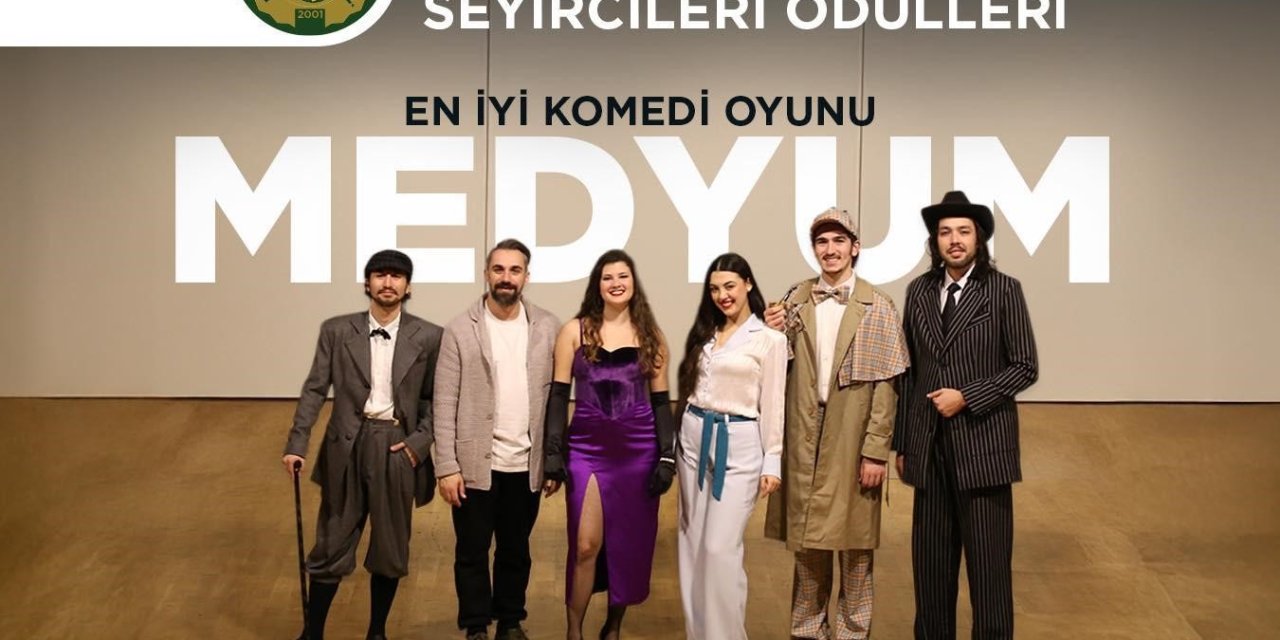 Kepez Kent Tiyatrosu’na ’en İyi Komedi Oyunu’ Ödülü