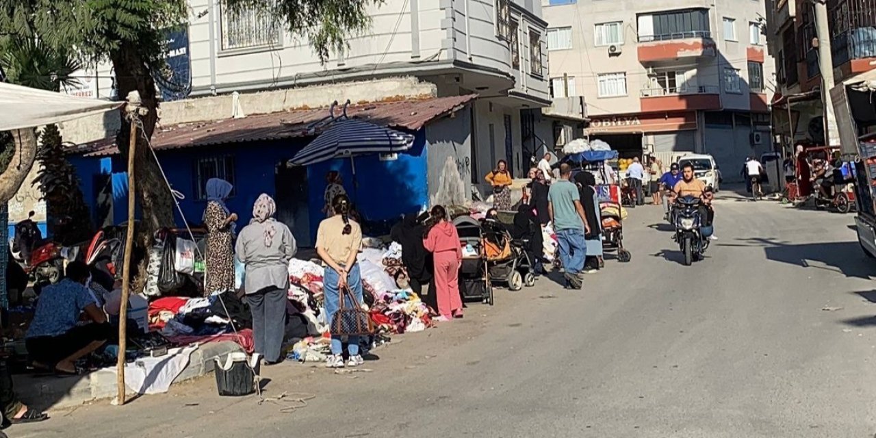 Mersin’de İzinsiz Kurulan Pazar Kaldırıldı