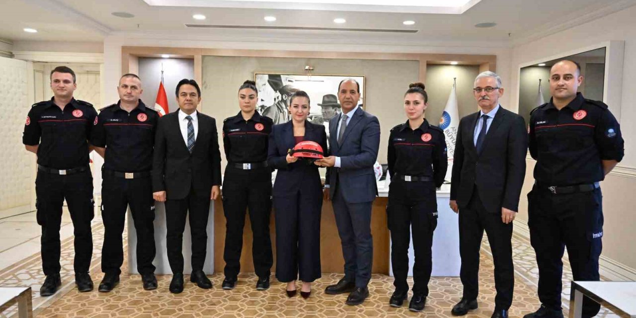 İtfaiye Haftası’nda ‘pelerinsiz Kahramanlar’a Teşekkür