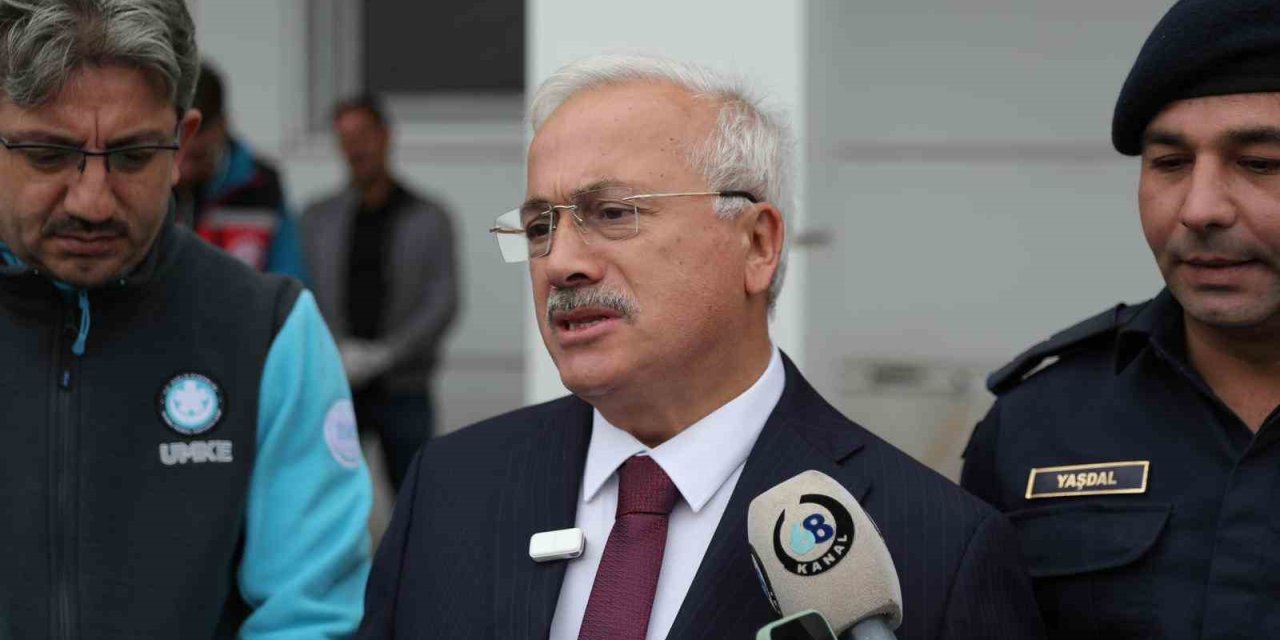 Vali Kumbuzoğlu: "kazada 2 Jandarma Şehit Oldu, 1 Vatandaş Hayatını Kaybetti"