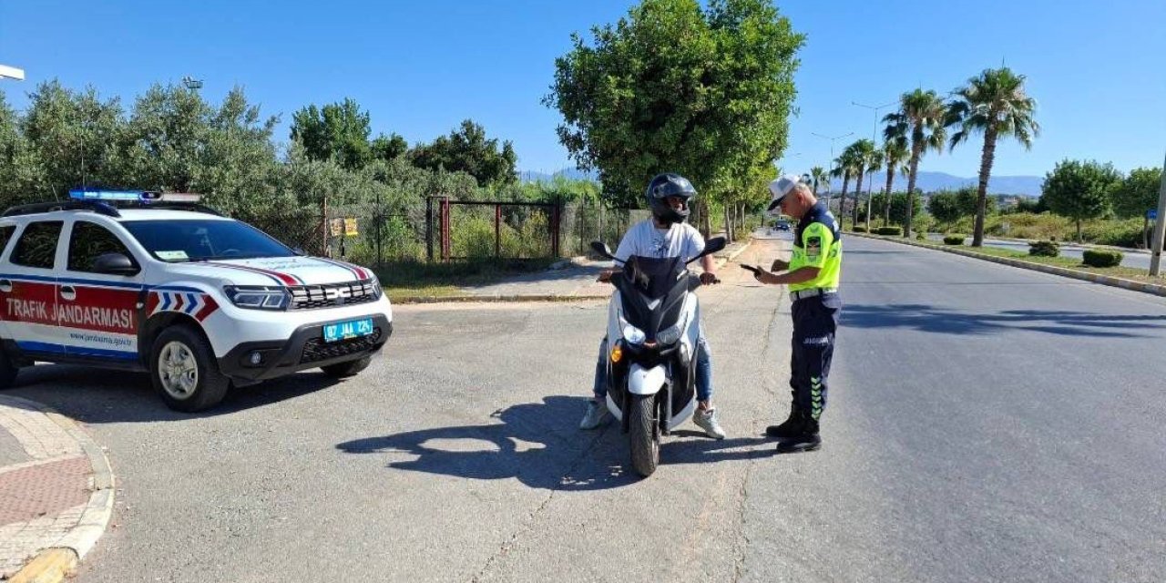 Antalya’da Jandarmadan Motosiklet Denetimi