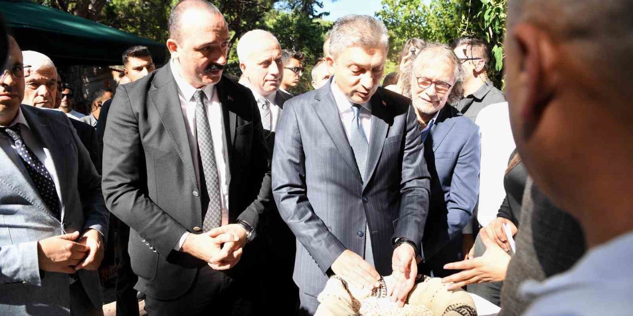 Konyaaltı’nda Coğrafi İşaretli Ürünler Tanıtıldı