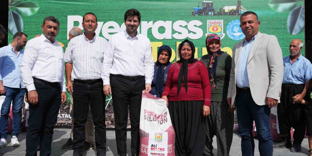 Tarsus’ta Üreticiye Yüzde 50 Hibe Destekli Tohum Desteği