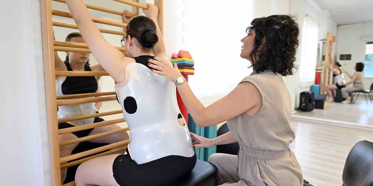 Mersin’de Kadınlara Ve Gençlere Ücretsiz Omurga Sağlığı Desteği