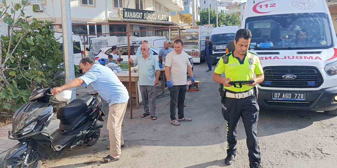 Manavgat’ta Devrilen Motosikletin Sürücüsü Yaralandı