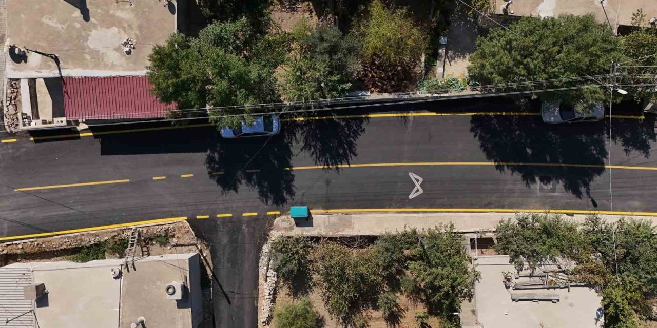 Mersin Büyükşehir Belediyesi Gülnar’da Yolları Yeniledi