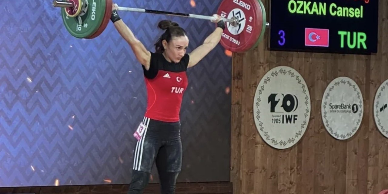 Niğdeli Sporcu Dünya Üçüncüsü Oldu