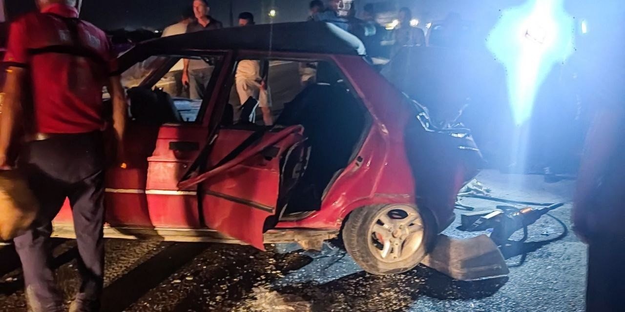 Mersin’de 1 Kişinin Öldüğü, 4 Kişinin Yaralandığı Ve İki Köpeğin Telef Olduğu Trafik Kazası Kameraya Yansıdı