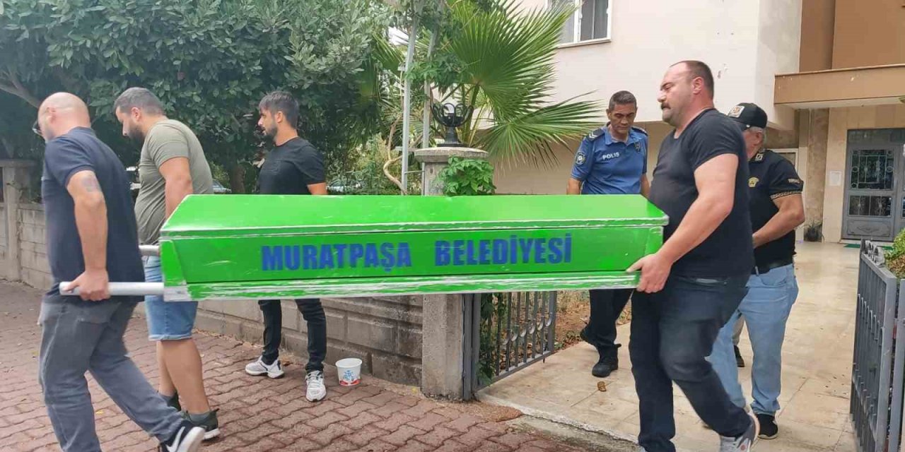 Annesiyle Birlikte Yaşadığı Evde Ölü Bulundu