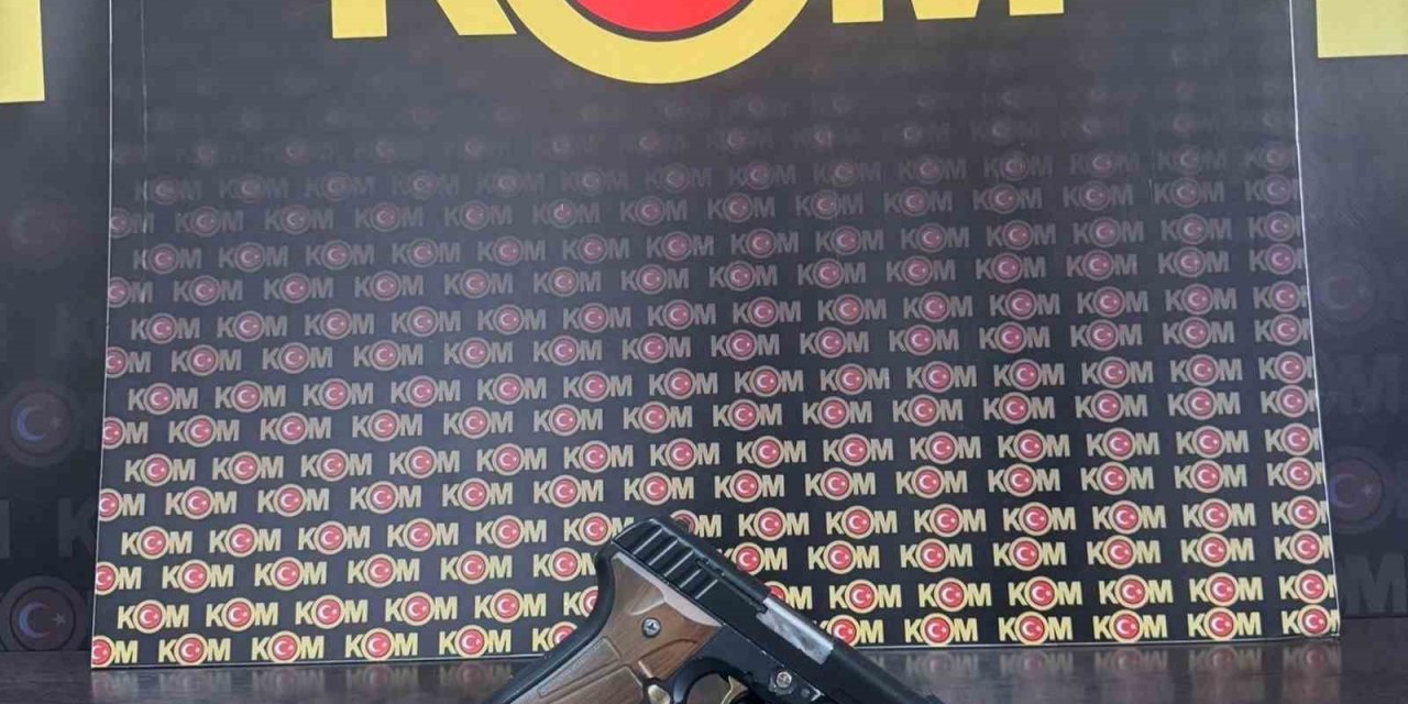 Antalya’da Çok Sayıda Kaçak Ürün Ele Geçirildi