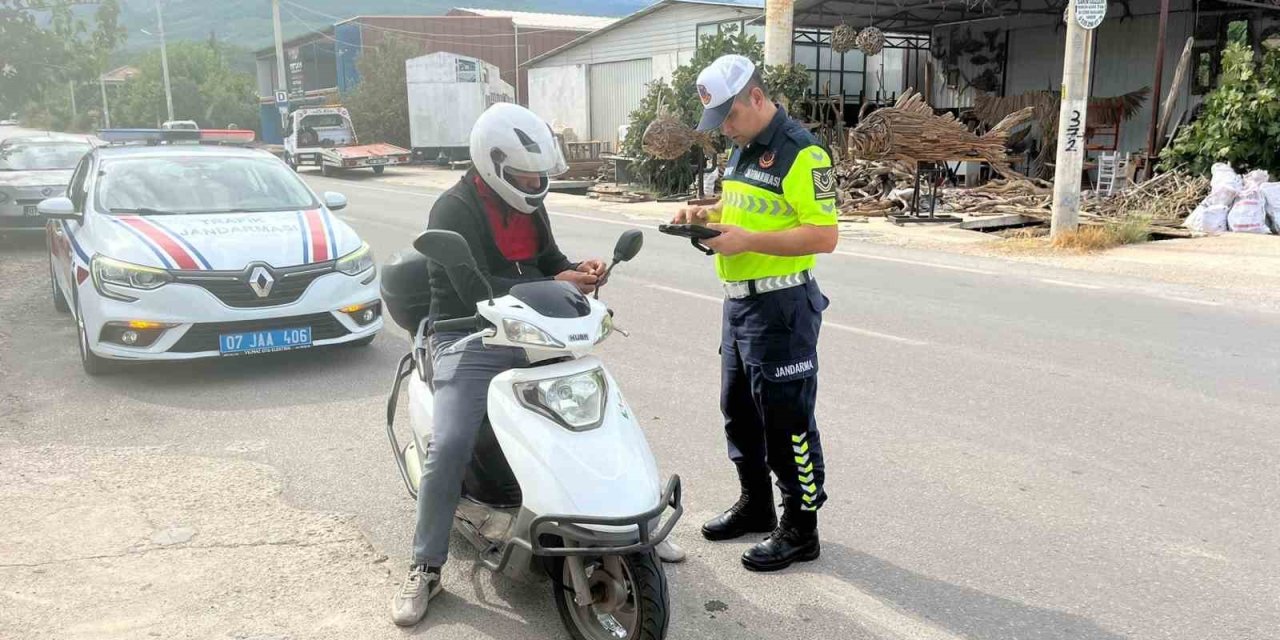 Antalya’da Jandarmadan Şok Motosiklet Denetimi