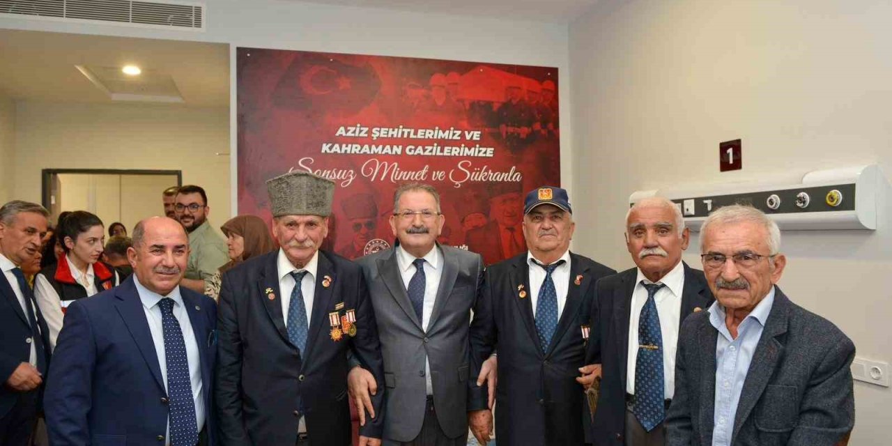 Döşemealtı Devlet Hastanesi’nde Türkiye’de Bir İlk: "vefa Odası" Hizmete Açıldı