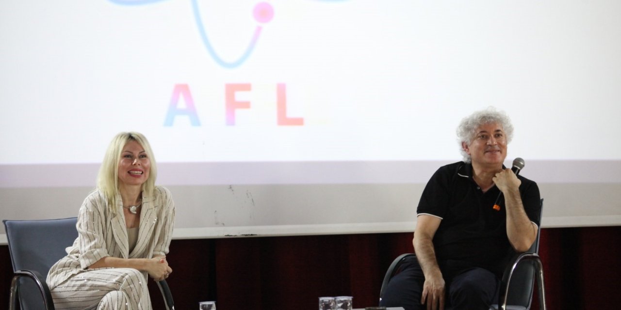 Prof. Dr. Ömer Özkan:" Sma Tedavisi Patentini Bir Kişi Aldığı İçin Başkası Üretemiyor, 2 Milyon Dolar Verilmek Zorunda Kalınıyor"