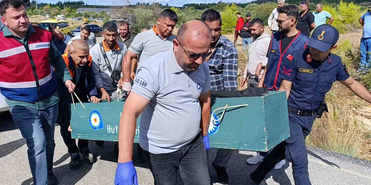 Antalya’da Çöp Kamyonunda Korkunç Cinayet:  Mesai Arkadaşını Boğazından Bıçaklayarak Öldürdü