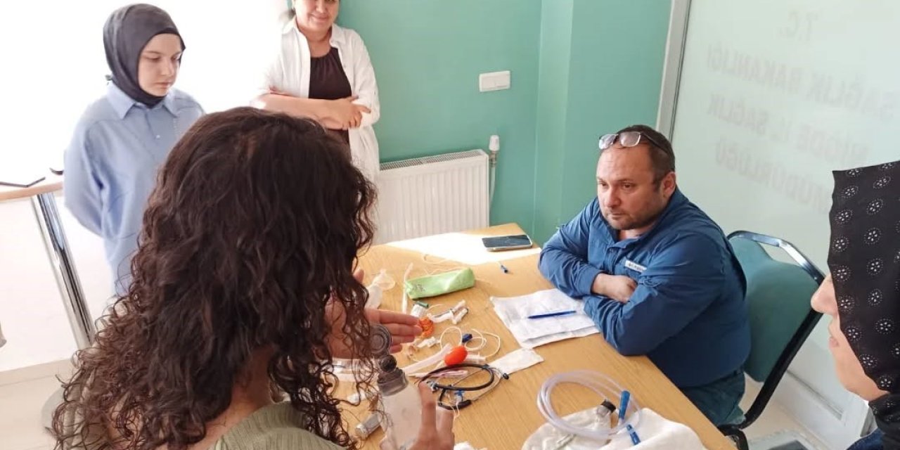 Niğde’de Yenidoğan Canlandırma Eğitimi Düzenlendi