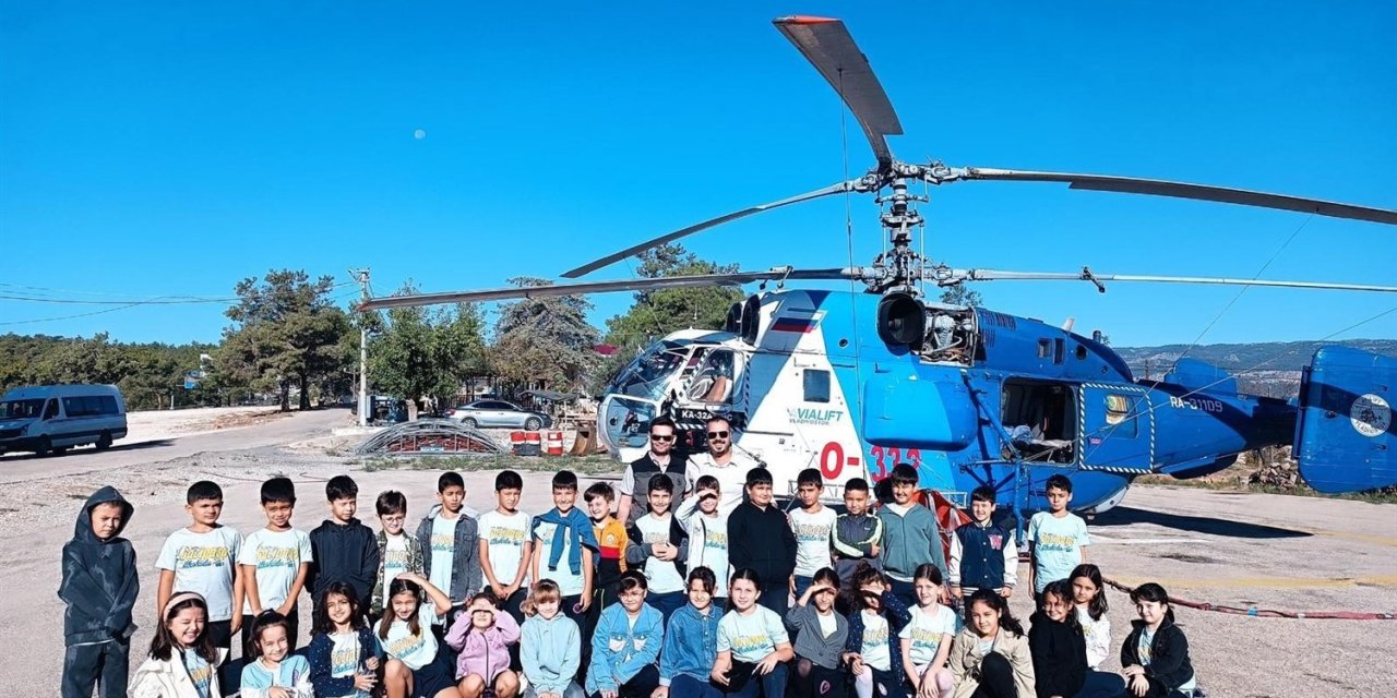 Öğrencilere, Yangınla Mücadelede Hava Gücünün Önemi Anlatıldı