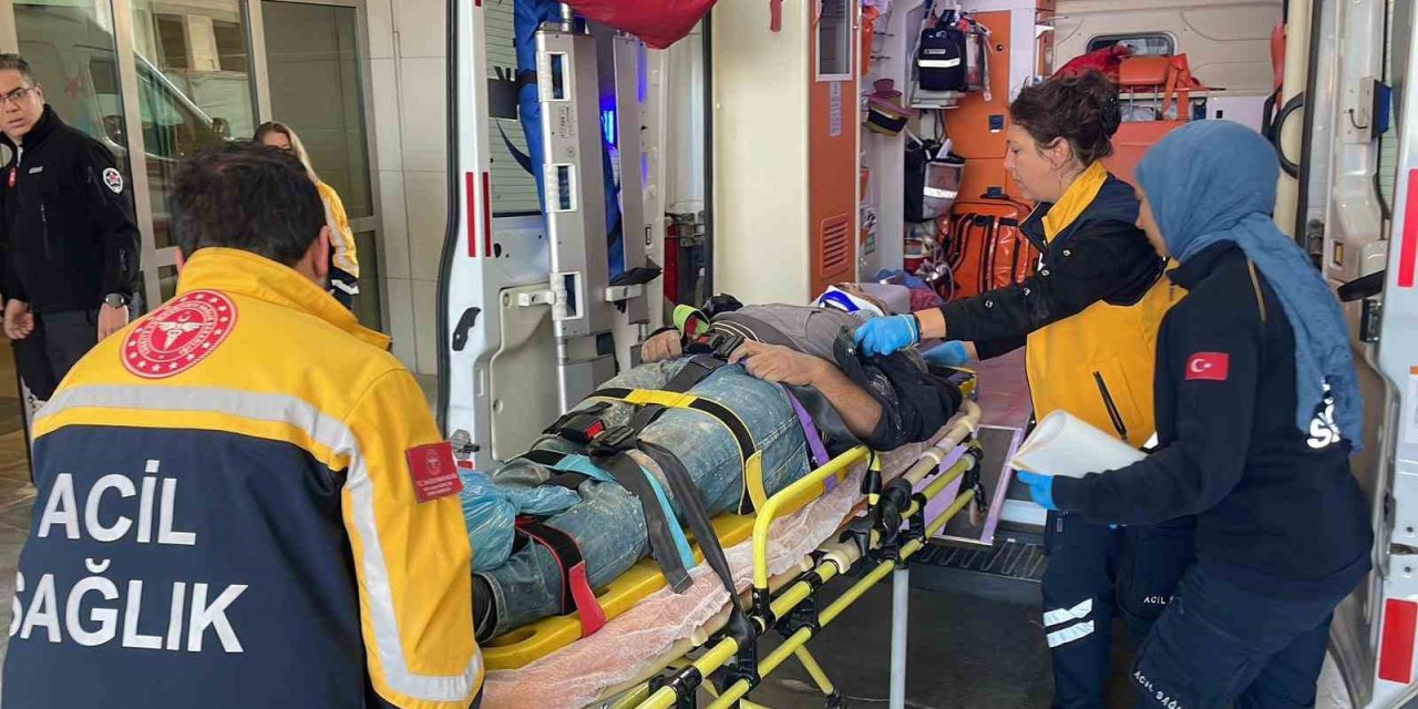 Karaman’da Çalıştığı İnşaattan Düşen İşçi Yaralandı