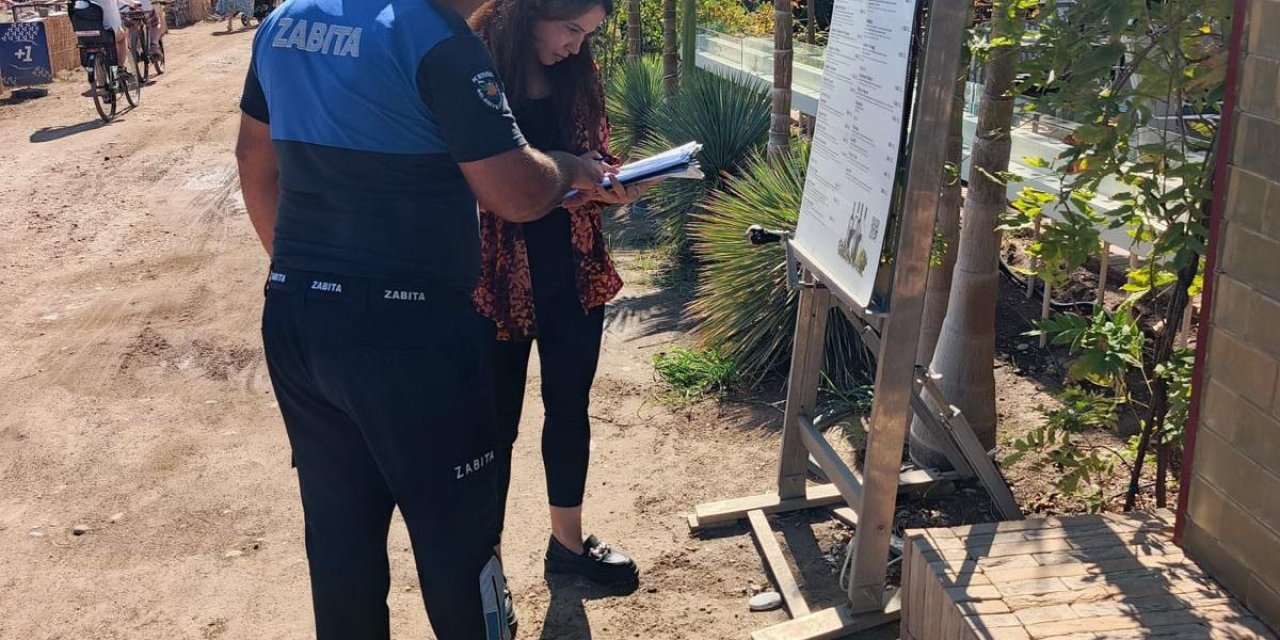 Kemer’de Zabıtandan Restoranlara Denetim