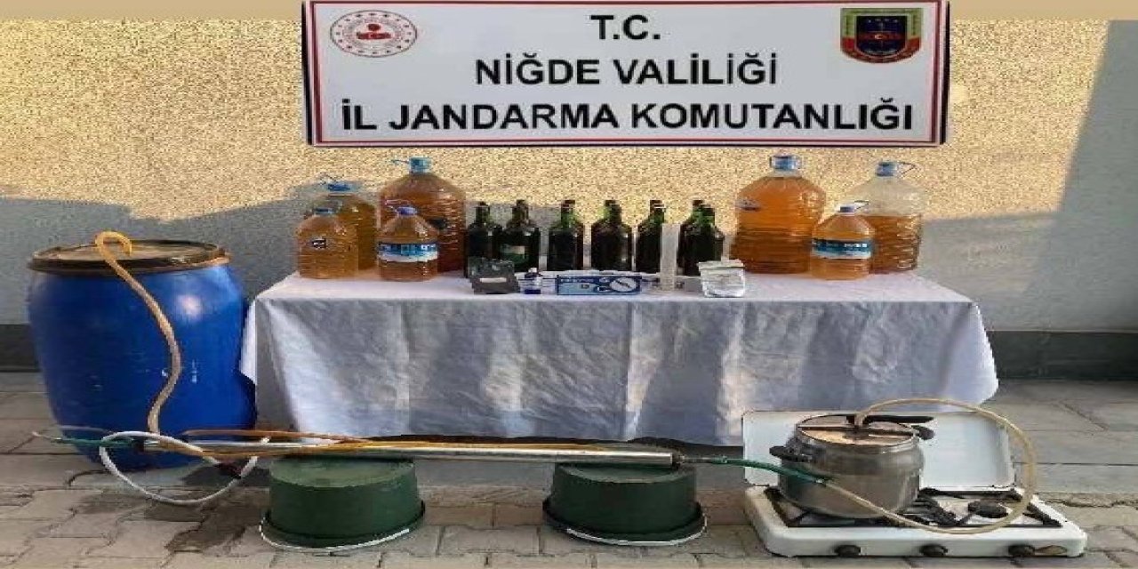 Niğde’de Kaçak Alkol Operasyonu: 195 Litre Kaçak İçki Ele Geçirildi