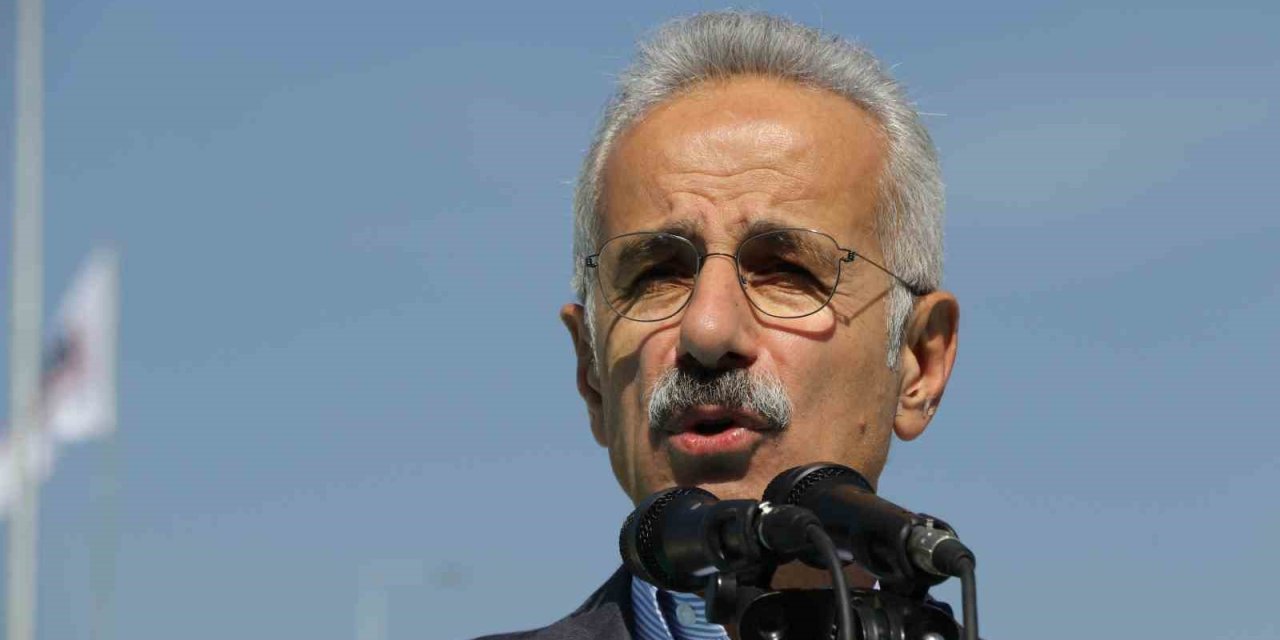 Bakan Uraloğlu: "antalya’nın Kalbine Giden Yolları Açarken Sevgi, Hizmet Ve Kararlılıkla Bu Güzel Şehri Geleceğe Taşıyacağız"