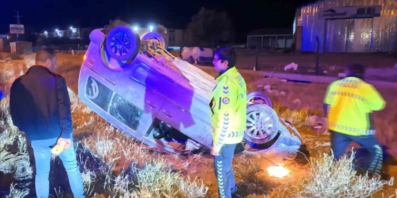 Takla Atan Hafif Ticari Aracın Sürücüsü Kaçarak Kayıplara Karıştı