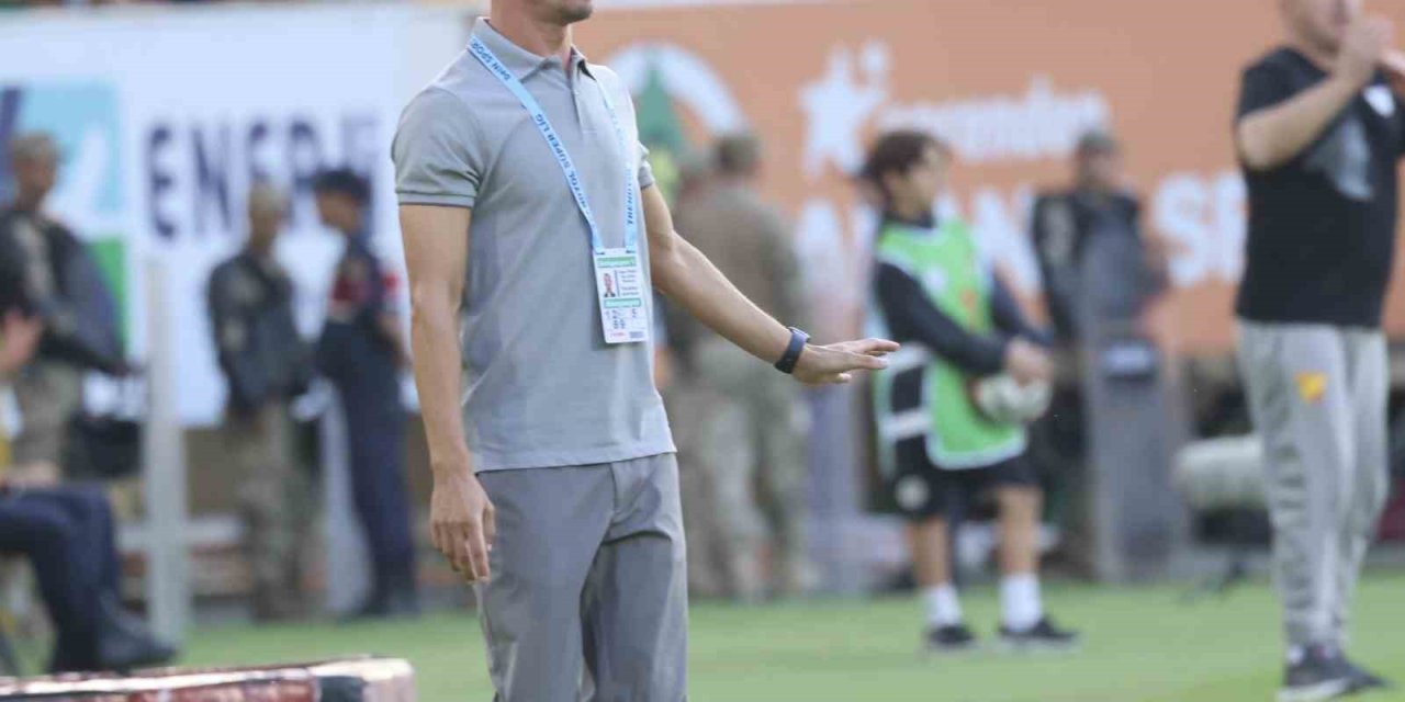 Trendyol Süper Lig: Alanyaspor: 0 - Göztepe: 0 (ilk Yarı)