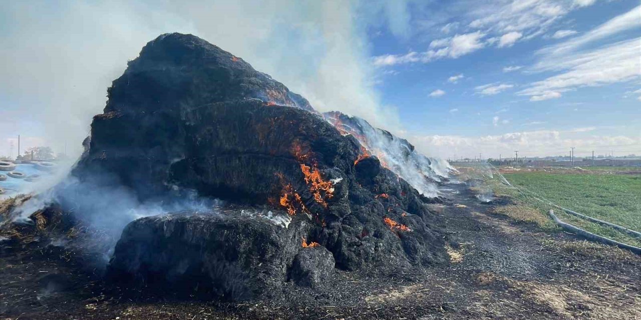Karaman’da 300 Ton Saman Balyası Kül Oldu