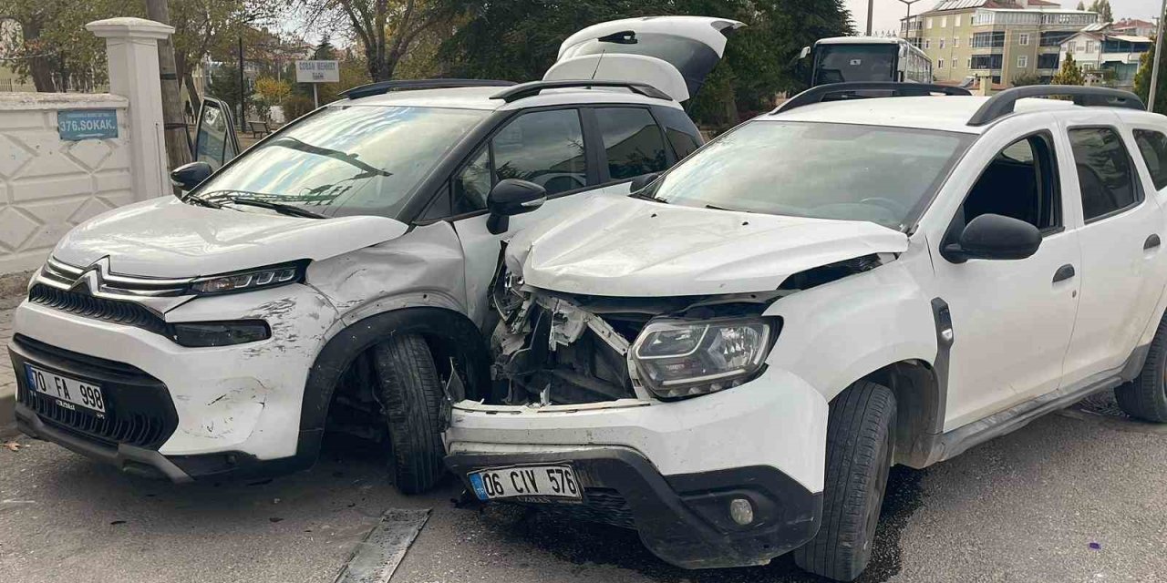 Karaman’da Cipler Çarpıştı