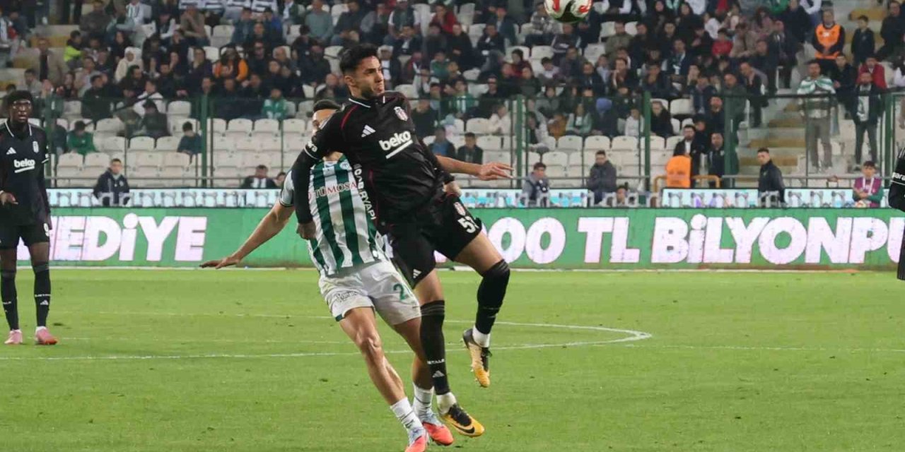 Trendyol Süper Lig: Konyaspor: 0 - Beşiktaş: 1 (ilk Yarı)
