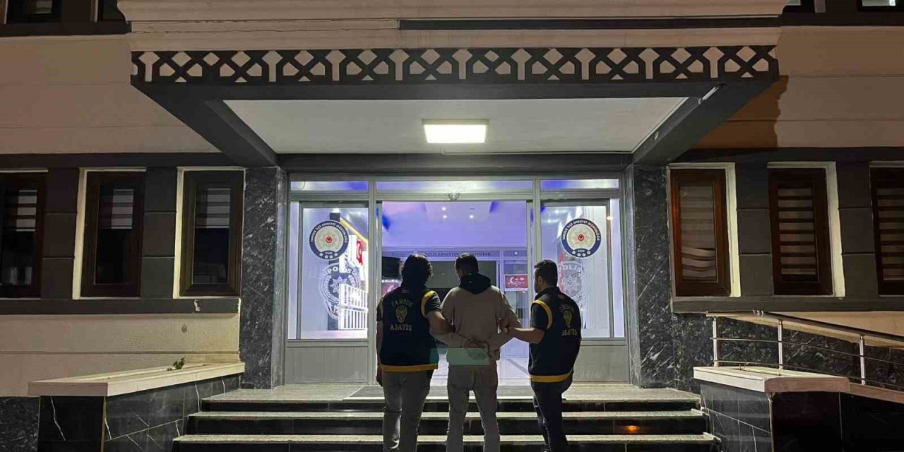 Mersin’de 5 Aracı Kundaklayan Şüpheli Yakalandı