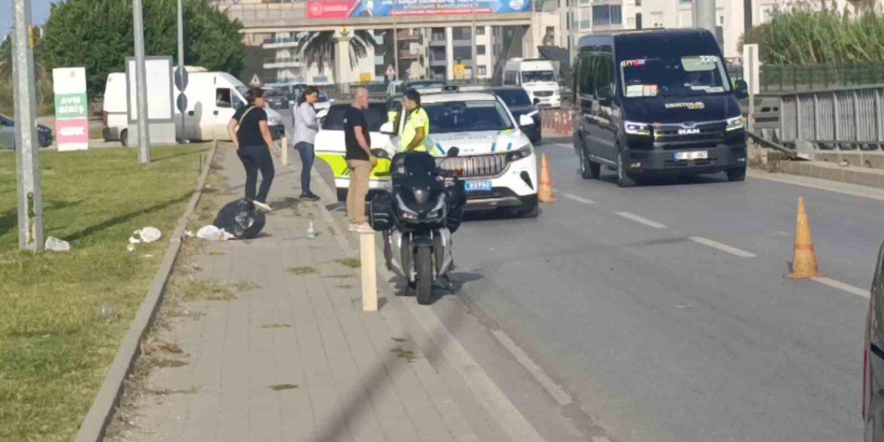 Manavgat’ta Motosiklet İle Otomobil Çarpıştı: 1 Yaralı