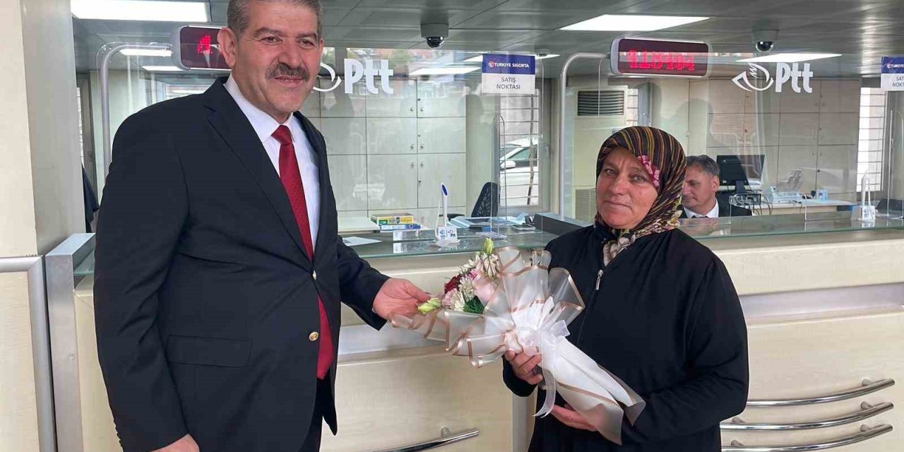 Karaman’da Ptt’den 185’inci Müşteriye Kuruluş Yıl Dönümü Hediyesi